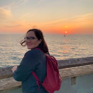 Meet your Posher, Bel